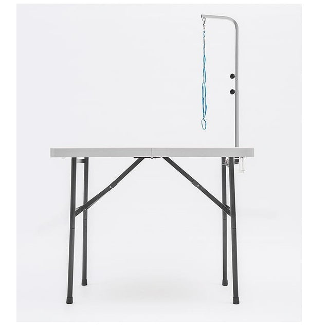 97cm Foldable Pet Grooming Table with Adjustable Arm and Non Slip Surface. Portable Dog Grooming Table for Small to Medium Dogs up to 25kg