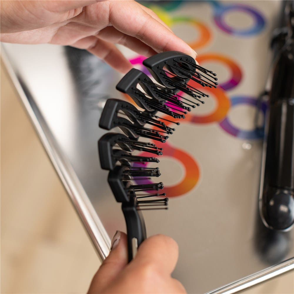 Framar Flex Hair Brush - Black