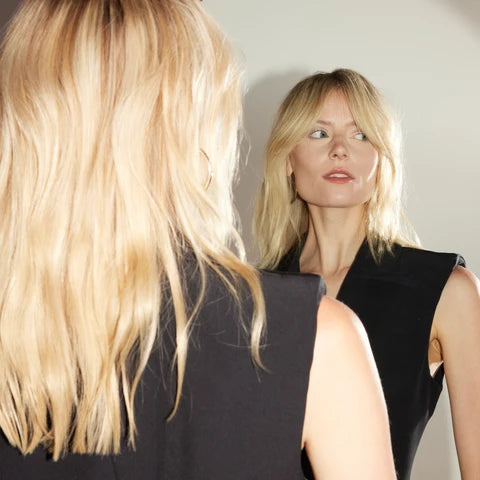 Keep blonde and silver hair looking bright with Oribe Bright Blonde Conditioner. 