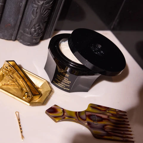 Indulge your hair in the ultimate hydration ritual with Oribe Signature Hair Moisture Masque — a crème de la crème treatment that transforms even the driest, most unmanageable hair into something supremely soft, silky, and irresistible to touch.