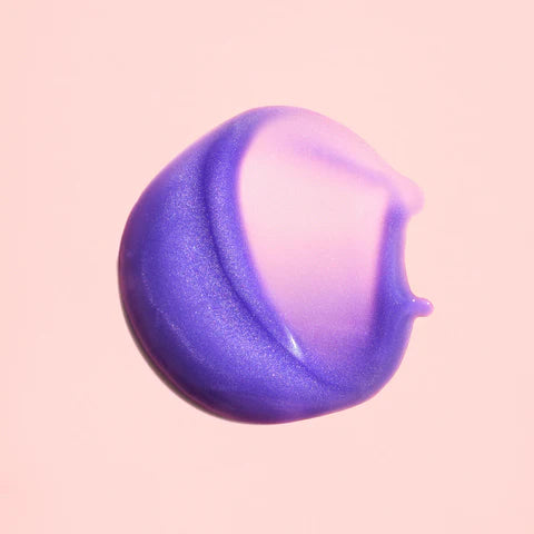 This purple-toned priming serum neutralises brassiness, nourishes each strand and shields against heat and styling damage