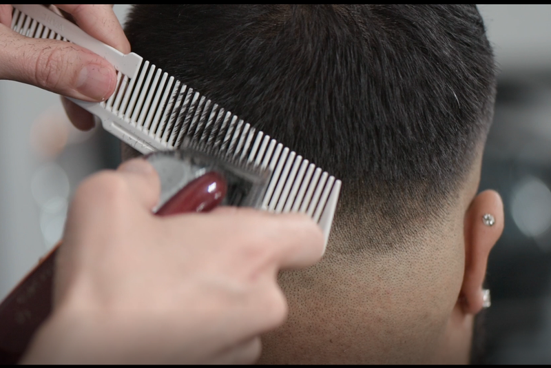 Wahl Professional Barber & Salon Styling Comb – Assorted Colours