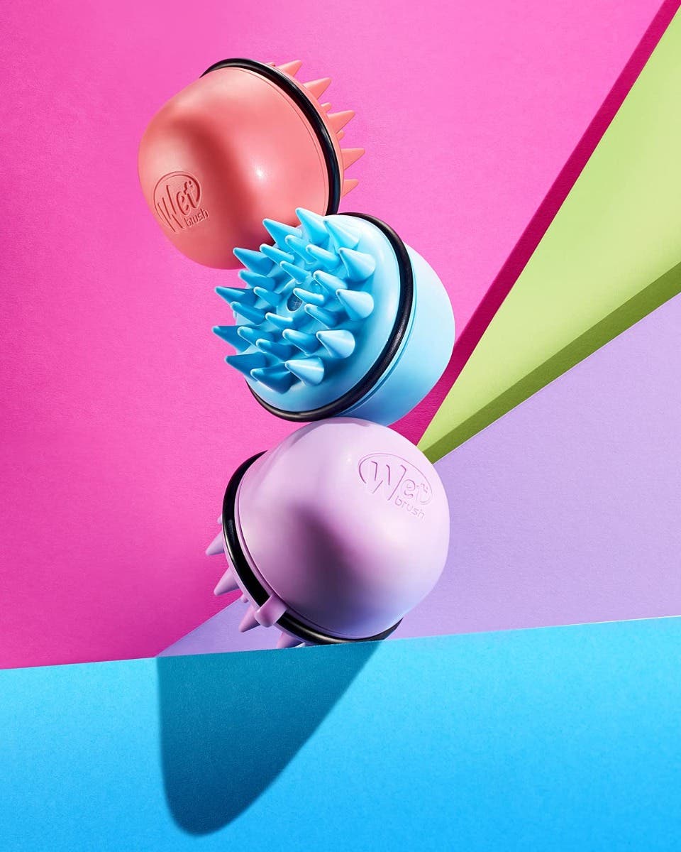 WetBrush Exfoliating Scalp Massager Brush *Choose colour