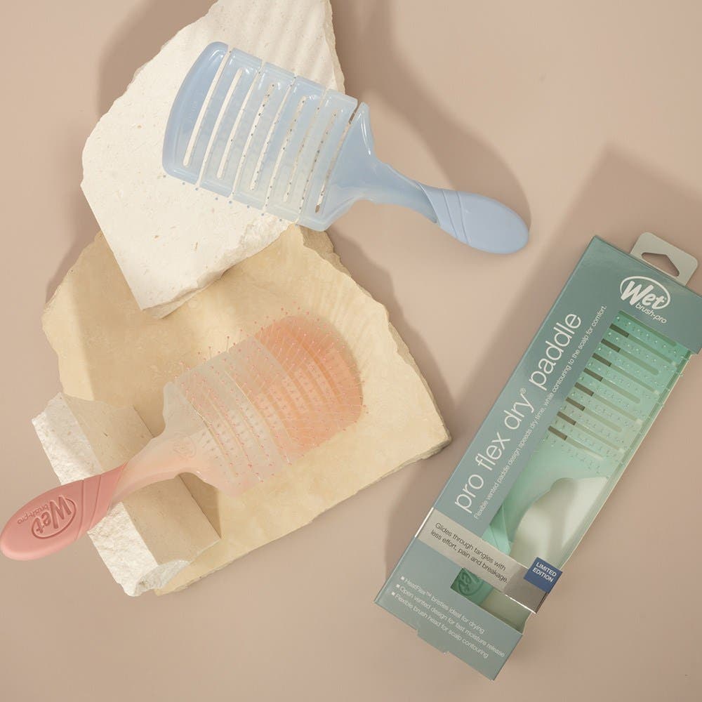WetBrush Pro Hydro Tie Dye Flex Dry Paddle Display 9x Pro Flex Dry Paddle Brushes