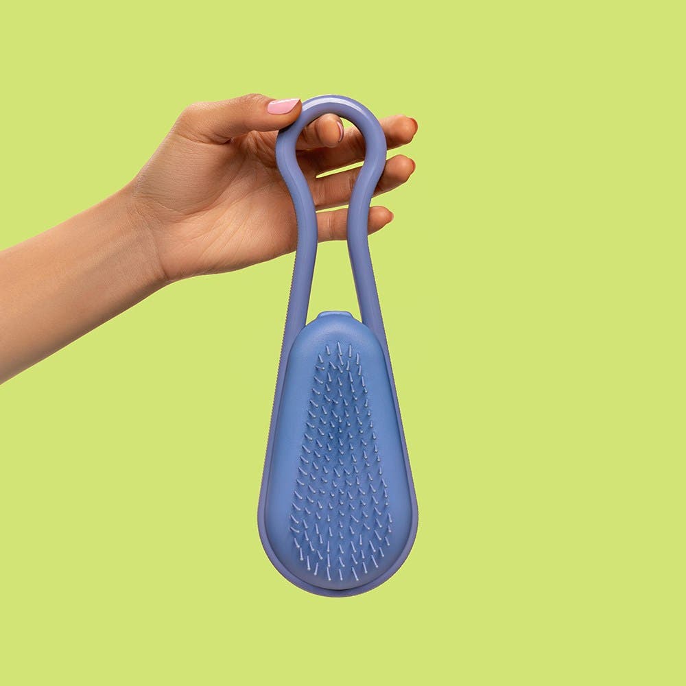 WetBrush Pure + Clean Detangling Brush infused with Anti-Microbial Shield